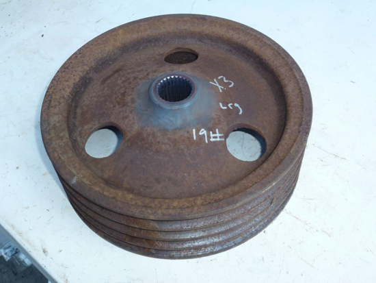 Picture of Drive Pulley 55826100 Kuhn FC303GC FC353GC Disc Mower Conditioner