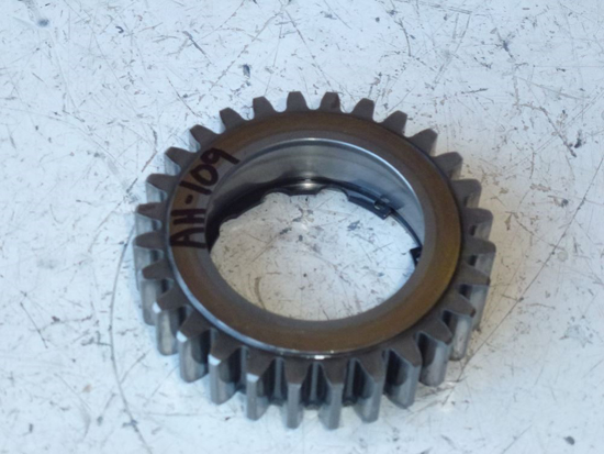 Picture of 28T Gear Wheel 1961949C1 Case IH 275 Compact Tractor Transmission