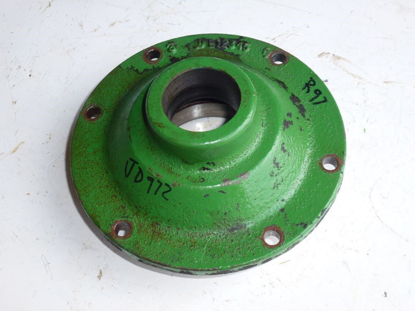 Picture of Gearcase Gearbox Cap Cover E12345 John Deere 972 15A 16A Rotar Silage Chopper