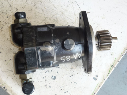 Picture of Rear 4WD Hydraulic Drive Motor 92-7386 Toro 6700D 6500D Reelmaster Mower Eaton 74318