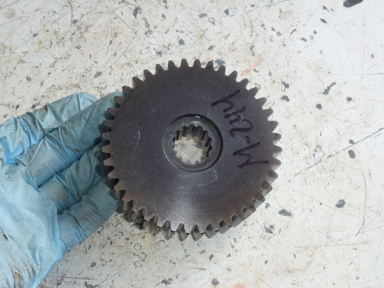 Picture of 4WD Rear Axle Driven Gear 92-7586 Toro 6700D 6500D Mower 12 Pitch 94-2826 927586 942826