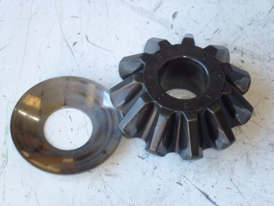 Picture of Differential Gear L113016 John Deere Tractor