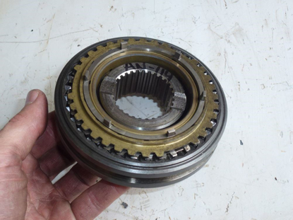 Picture of Synchronizer Assy 3A011-34220 3A011-34860 Kubota M4700 Tractor Transmission 3A011-34750