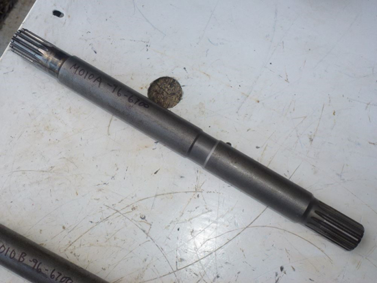 Picture of 4WD Axle Horizontal Shaft 76-7490 Toro 6500D 6700D 455D 335D 3500D Mower 767490