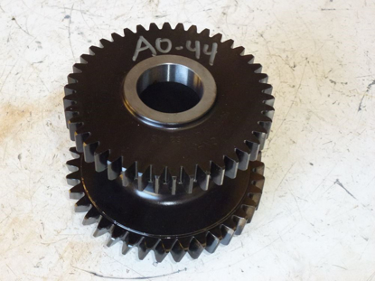 Picture of Gear 42-36 Tooth 87343438 New Holland Case IH CNH Tractor