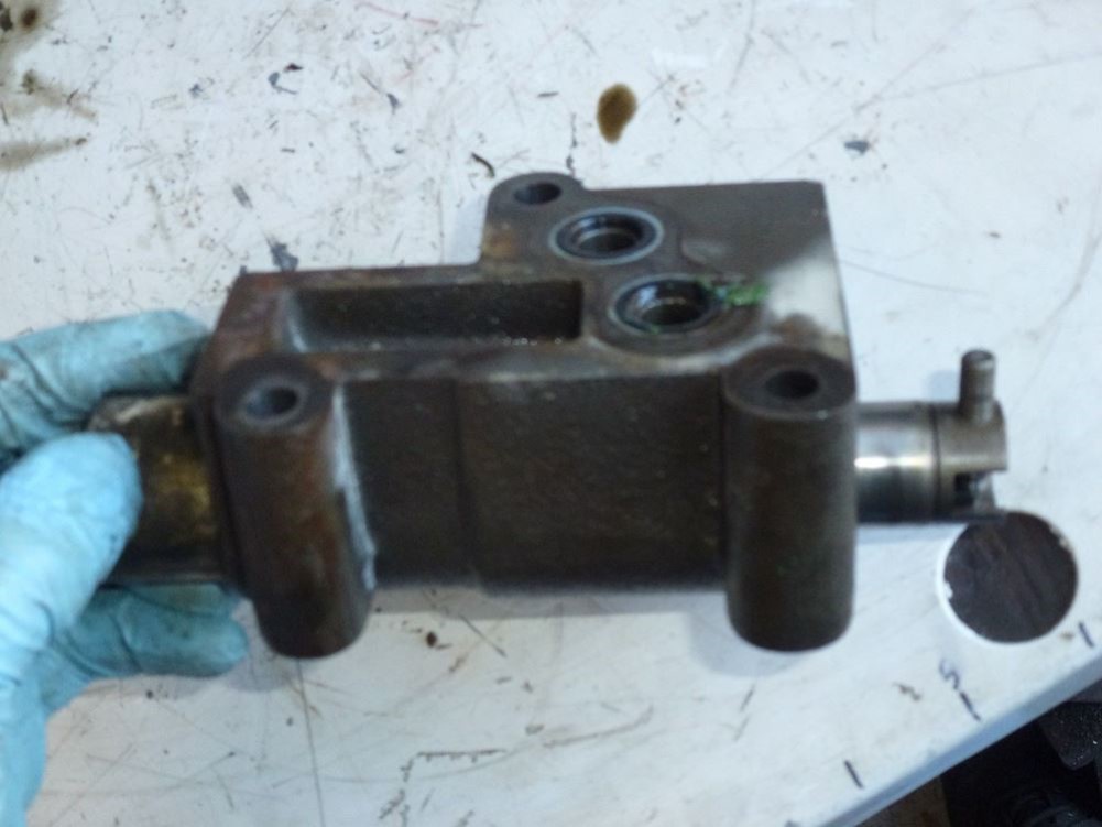 Eastern Triangle Enterprises LLC EStore. Rockshaft Control Valve