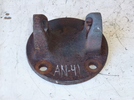 Picture of Drive Shaft Flange Yoke L114858 John Deere Tractor