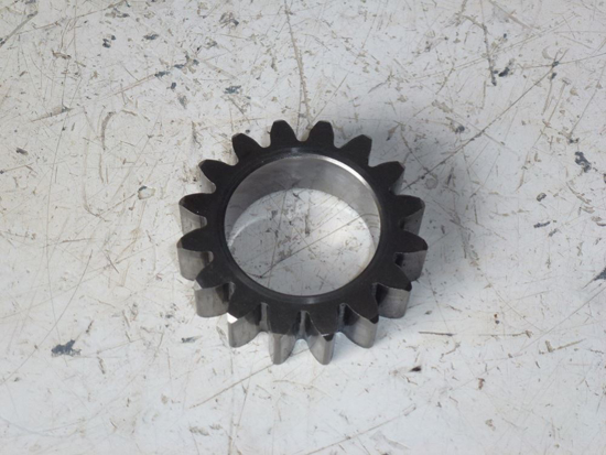 Picture of 16 Tooth Gear 1962030C1 Case IH 275 Compact Tractor