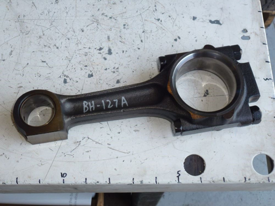 Picture of Connecting Rod 3055029R24 Case IH 585 Tractor Diesel Engine 1967029C1