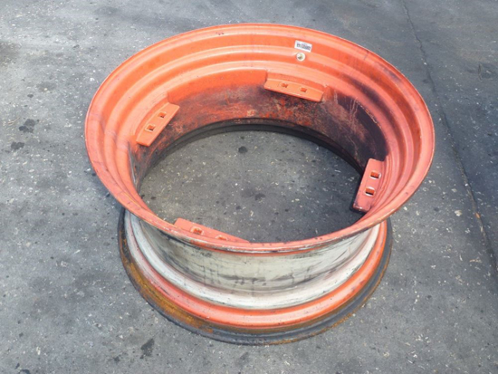 Picture of Rear Wheel Rim 30XW15A for 18.4R30 Tire 3N300-13540 Kubota M9960 Tractor