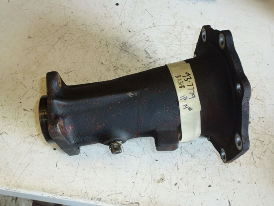 Picture of 4WD Axle Housing 93-7779 Toro 6500D 6700D 455D 3500D Mower B Gear Case 937779