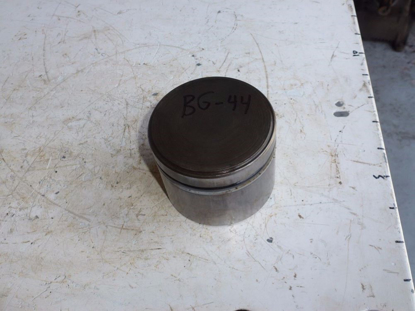 Picture of 3 Point Lift Rockshaft Cylinder Piston R65619 T21616 R47344 John Deere Tractor