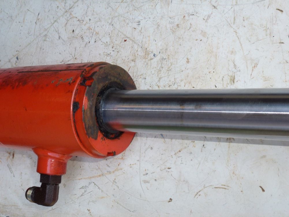 Eastern Triangle Enterprises LLC EStore. LH Hydraulic Cylinder