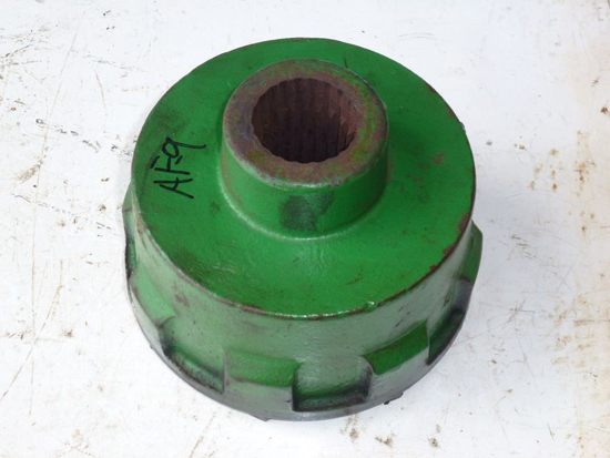 Picture of Slip Clutch Hub AE50167 John Deere 820 710 720 Mower Conditioner