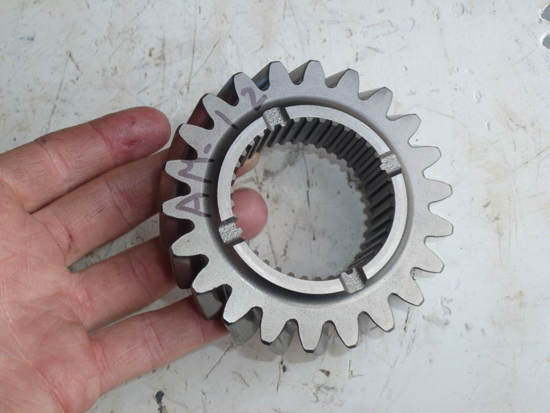 Picture of Transmission Second Shaft Gear 22T 3C152-28940 Tooth Kubota M9960 Tractor