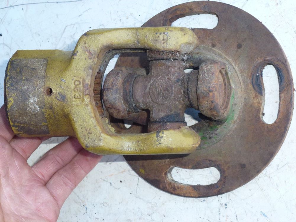 Eastern Triangle Enterprises LLC EStore. Roll Drive Shaft DC30209 John Deere 1460 1465 1470