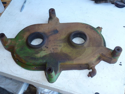 Picture of Roll Drive Gearbox Housing CC24488 John Deere 1460 1465 1470 Disc Mower