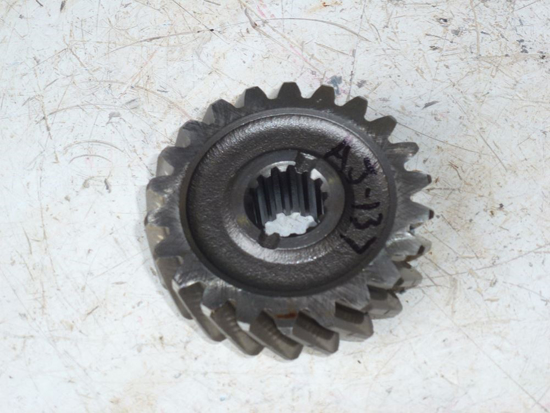 Picture of Kubota 6C090-13520 Gear 22T