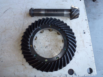 Picture of Front Axle Ring & Pinion Gears SBA322050770 Ford New Holland CM224 Mower Differential 83984611 322050770
