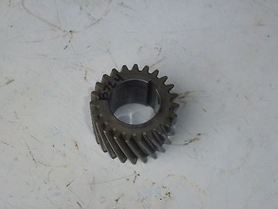 Picture of Crank Shaft Gear to Kubota D662-E Diesel Engine Jacobsen Greens King