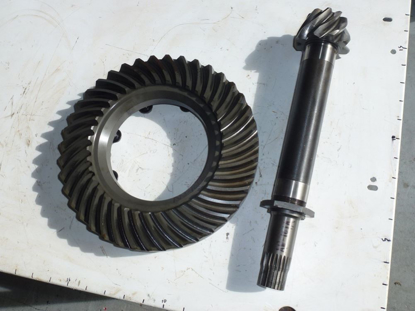 Picture of Kubota 3A011-32400 Ring & Pinion Bevel Gear Set M4700 M5400 Tractor Differential