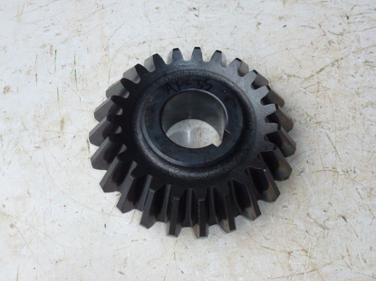 Picture of Gearcase Bevel Gear E82687 John Deere 920 925 926 930 935 936 Disc Mower Conditioner MoCo