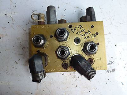 Picture of Hydraulic Mow Manifold Block 104-5477 Toro 4700D  Mower