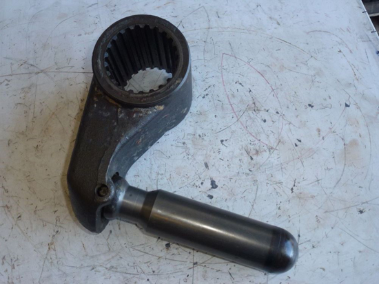 Picture of 3 Point Rockshaft Rod Arm CH16534 John Deere 1450 1650 Tractor Cylinder CH18886
