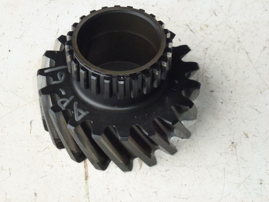 Picture of Pinion Gear R46119 to John Deere Tractor