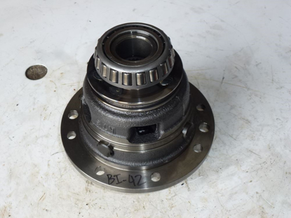 Picture of Rear Axle Differential w/ Gears 3A011-32204 Kubota Tractor 3A011-32710 37300-26430 37300-26440 35430-26350