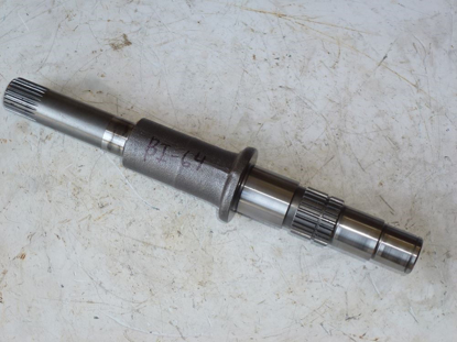 Picture of Transmission Shuttle Shaft TD020-22400 Kubota Tractor