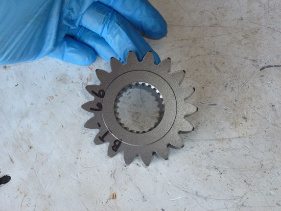 Picture of Transmission Differential Pinion Shaft 18T Gear TD050-15110 Kubota Tractor