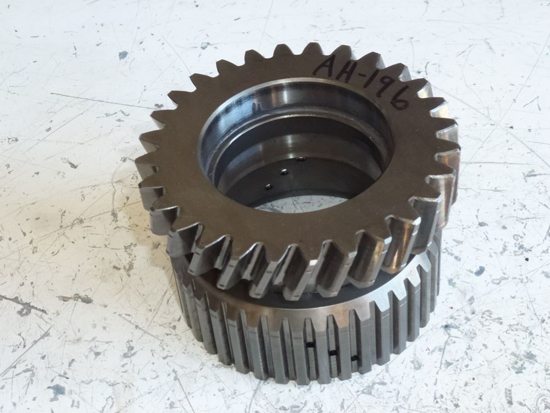 Picture of Shuttle Clutch Gear 28T 3C151-23330 Kubota Tractor