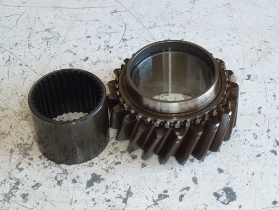 Picture of Transmission Gear 21T 3C151-28220 Kubota Tractor 3C151-28310