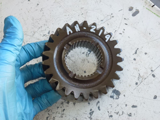 Picture of Transmission 2nd Shaft Gear 3C151-28920 25T Kubota Tractor