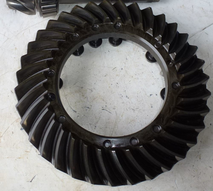 Picture of Differential Ring Gear 3E021-32420 Kubota