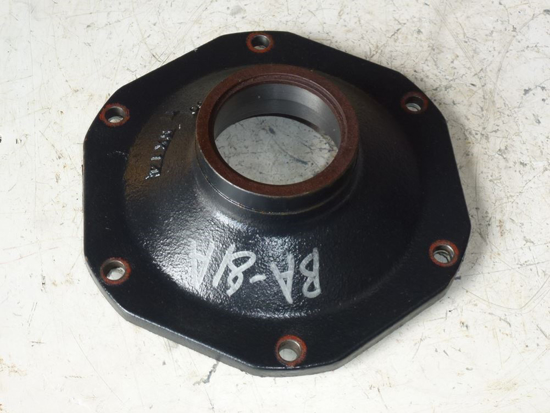Picture of 4WD Axle Hub Housing Cover SBA322213490 New Holland MC28 Mower 87763744