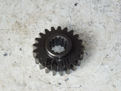 Picture of Transmission Gear SBA322325740 New Holland MC28 Mower 87763660