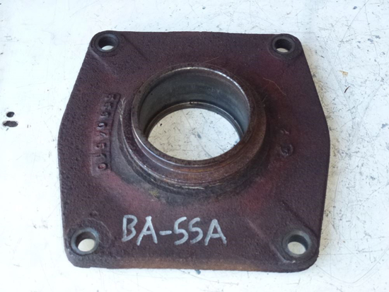 Picture of Cutterbar Bearing Housing 278973 New Holland 411 Disc Mower Conditioner