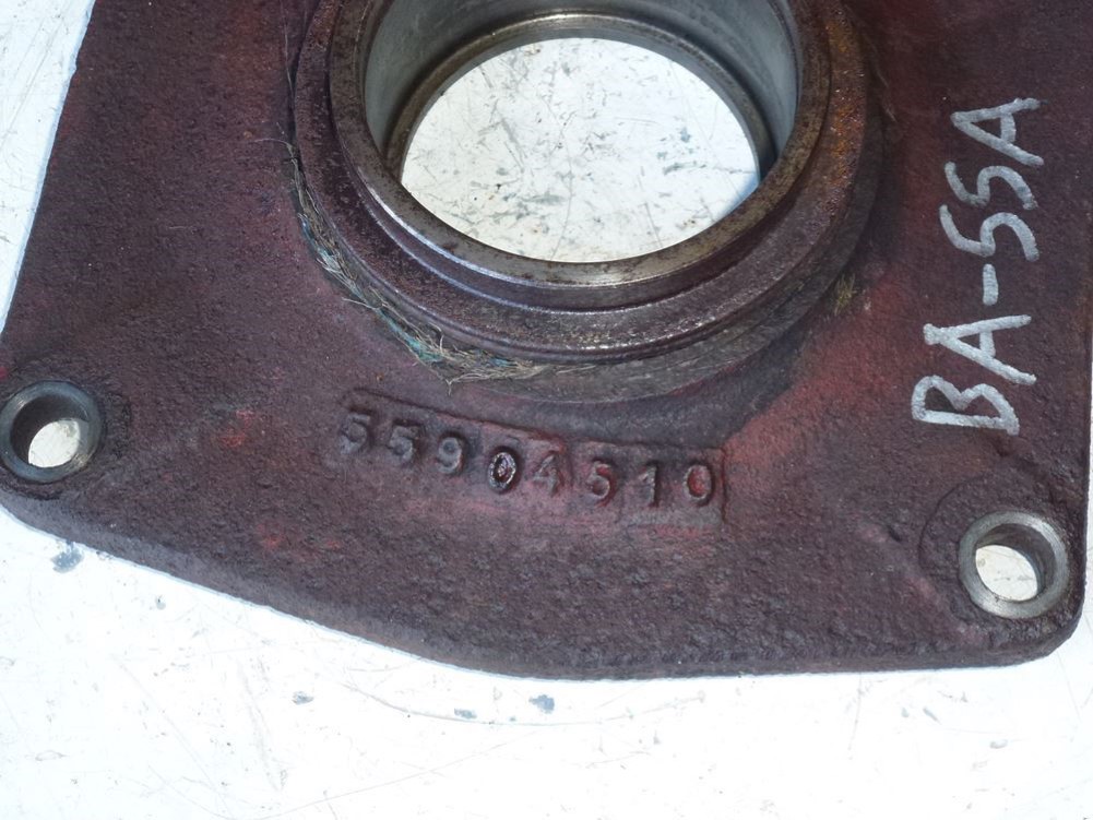Eastern Triangle Enterprises LLC EStore. Cutterbar Bearing Housing 278973 New Holland 411 Disc