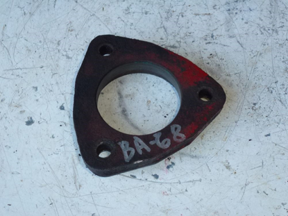 Picture of Gearbox Bearing Cap Cover Quill 692537 New Holland 411 Disc Mower Conditioner