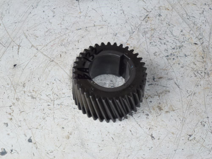 Picture of Crankshaft Timing Gear 15521-24110 Kubota D1102 Diesel Engine 15221-24110 15521-24114 15521-24112 15221-24114