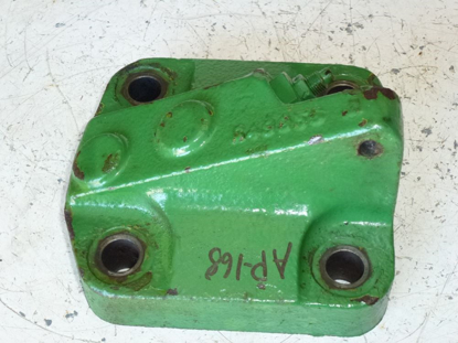 Picture of Rockshaft 3 Point Cylinder Cover R49956 John Deere Tractor