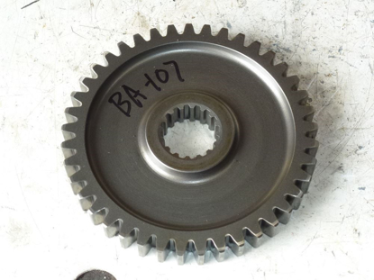 Picture of Transmission Gear SBA322325750 New Holland MC28 Mower 87763641