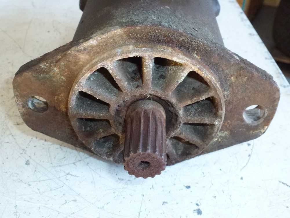 Eastern Triangle Enterprises LLC EStore. Hydraulic Piston Drive Motor