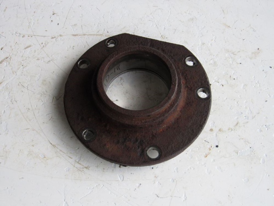 Picture of Land Pride 0.536.7001.00 Bearing Housing Flange DM3605 DM3606 DM3607 DM3705 DM3706 DM3707 Disc Mower 0536700100