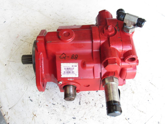 Picture of Toro 99-6494 Hydraulic Hydrostatic Piston Drive Pump 4000D Reelmaster Mower Eaton 70342 70412 70300-404C