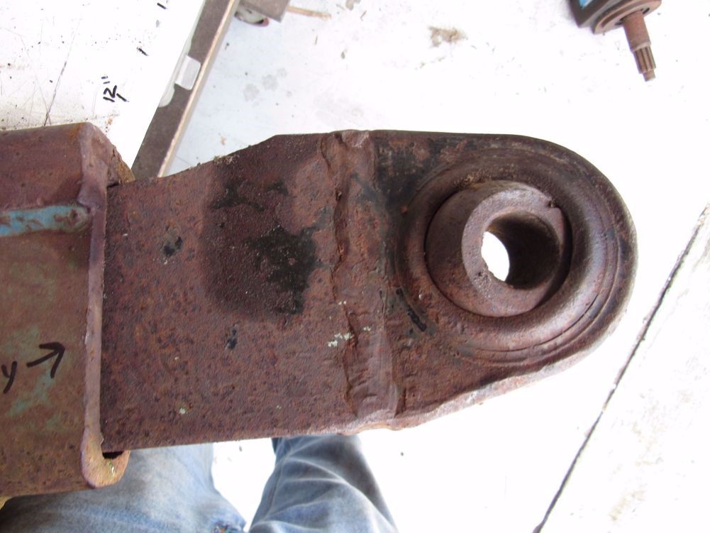 Eastern Triangle Enterprises LLC EStore. Ford D5NNC873A Lower LH Left Lift Link Draft Arm