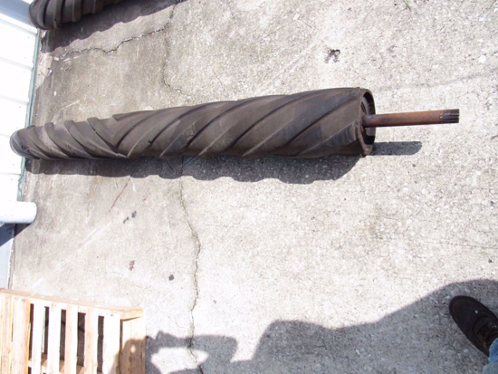 Picture of New Holland 86519717 Lower Conditioning Chevron Roll 1411 Disc Mower Conditioner Moco 84398482 Roller
