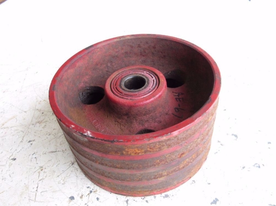 Picture of New Holland 86632727 Idler Pulley 1411 Disc Mower Conditioner Moco